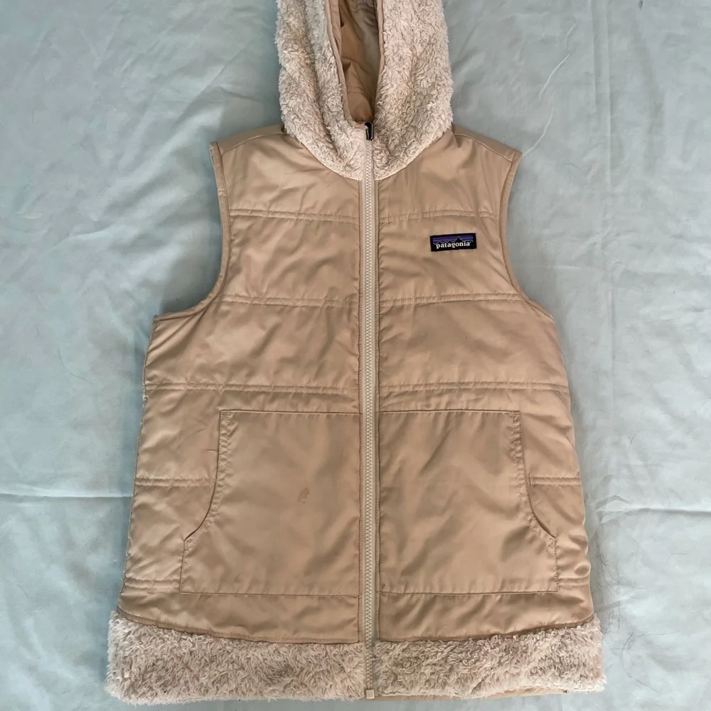 Reversible Patagonia Vest - Picture 3 of 5